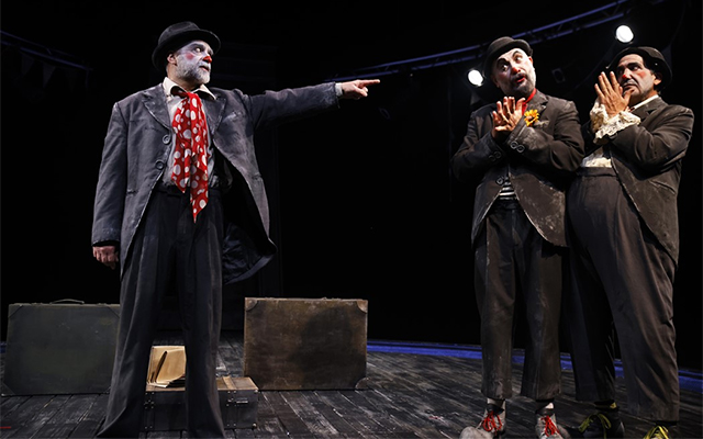 Petit boulot pour vieux clown